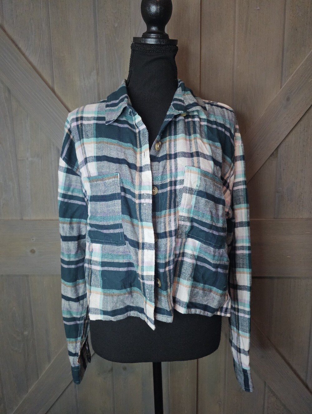 Aeropostale Cropped Green Plaid Flannel Button-Down Shirt sz Large
